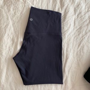 Lululemon 19” crop